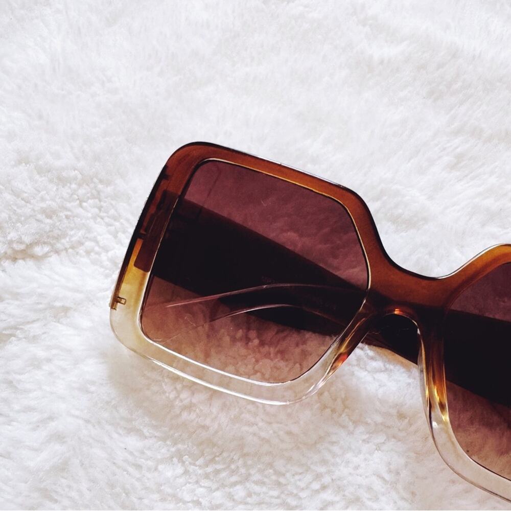 Junia Clear Brown Oversized Sunglasses - Picture 2 of 10